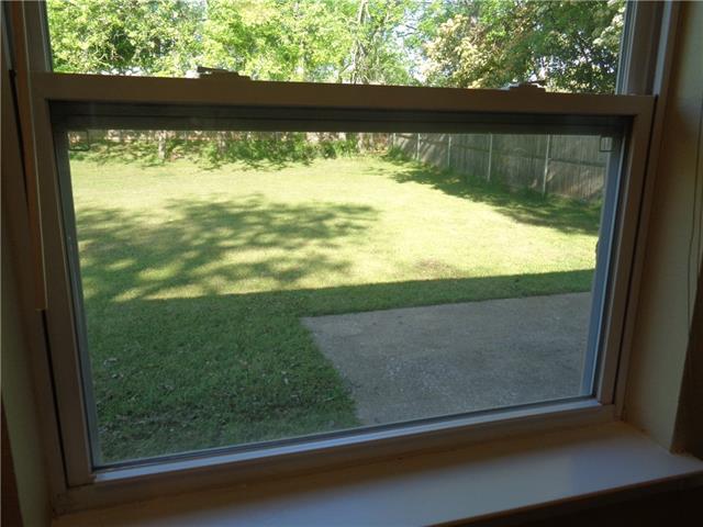 1301 Glenn Dr, Euless, TX 76039 photo 17