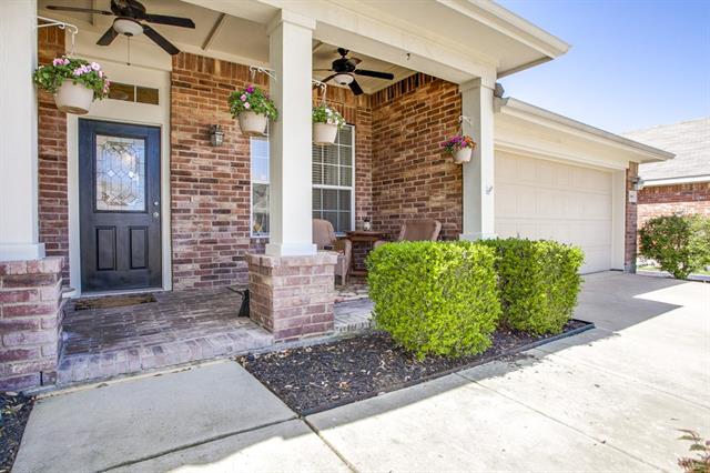 1009 Trickham Dr, Forney, TX 75126 photo 2