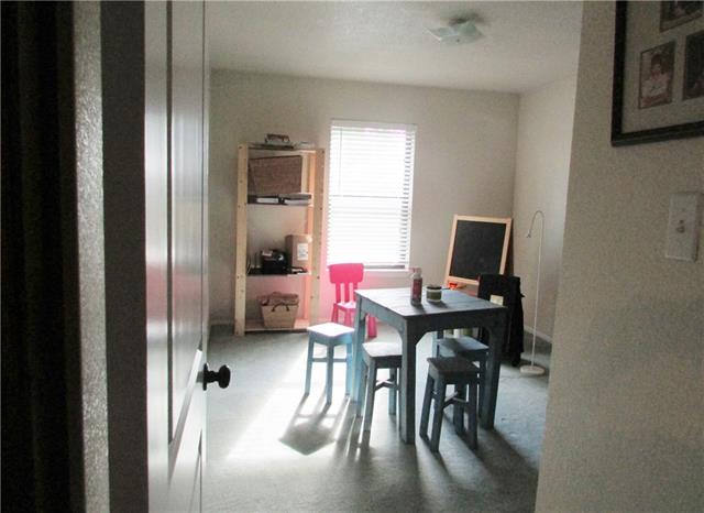 600 SW Mckinney St, Rice, TX 75155 photo 11