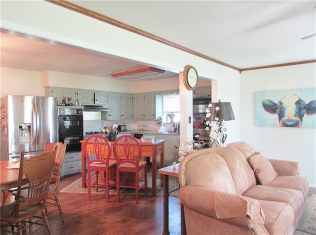 600 SW Mckinney St, Rice, TX 75155 photo 3