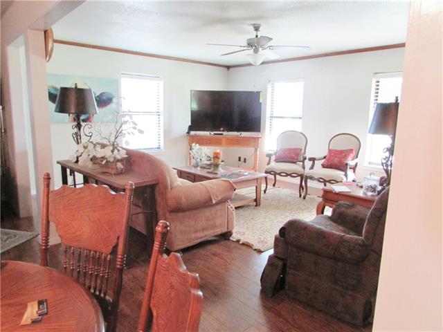 600 SW Mckinney St, Rice, TX 75155 photo 4