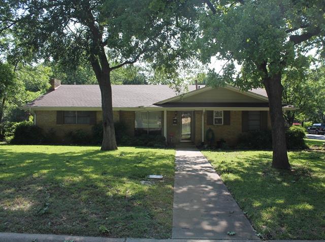 805 Vine St, Euless, TX 76040 photo 1