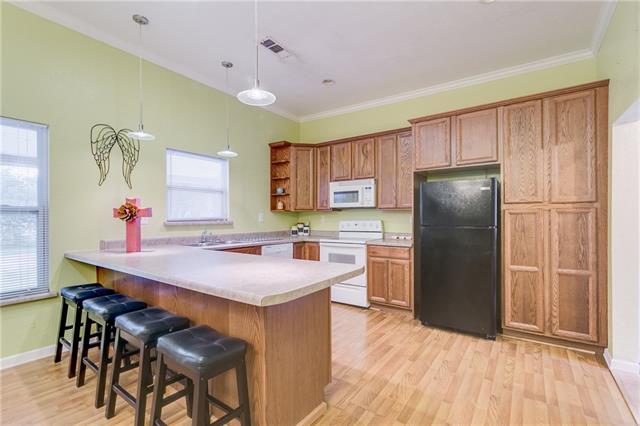 208 E 5th St, Tolar, TX 76476 photo 10