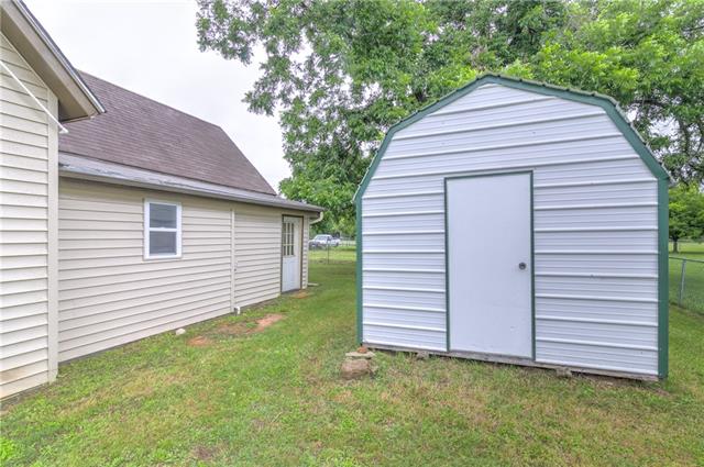 208 E 5th St, Tolar, TX 76476 photo 28