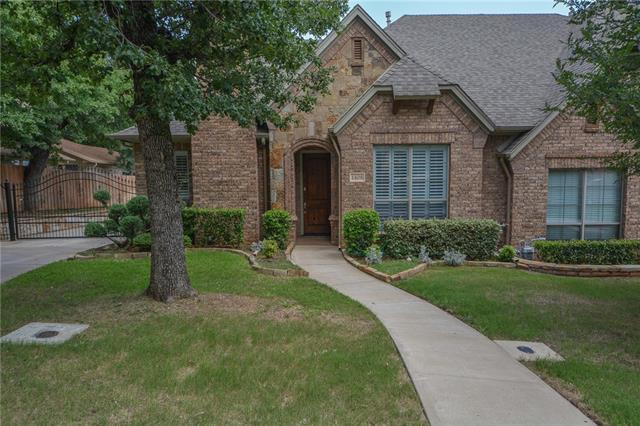 1408 Hampton Rd, Grapevine, TX 76051 photo 1