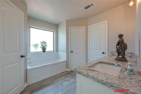 589 Eubank St, Mabank, TX 75147 photo 15