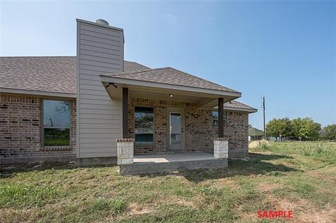589 Eubank St, Mabank, TX 75147 photo 4