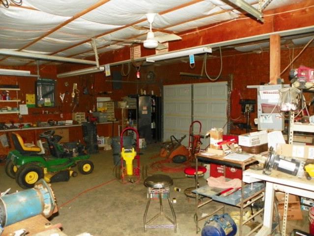 1331 N Tool Dr, Tool, TX 75143 photo 8