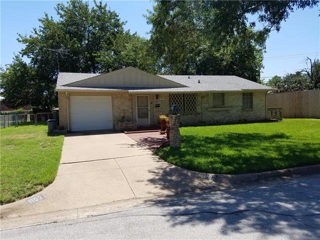 1102 Aransas Dr, Euless, TX 76039 photo 2