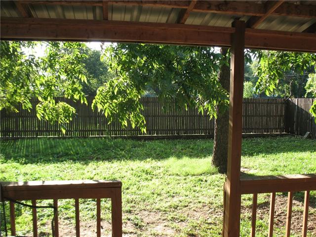 911 N Austin St, Comanche, TX 76442 photo 17