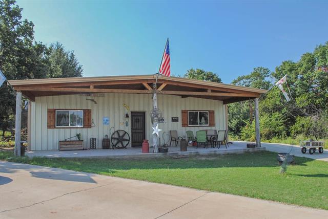 1385 County Road 121, Mingus, TX 76463 photo 31