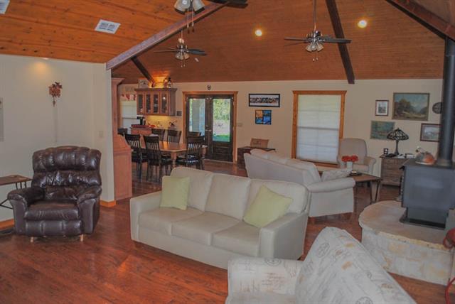 1385 County Road 121, Mingus, TX 76463 photo 12