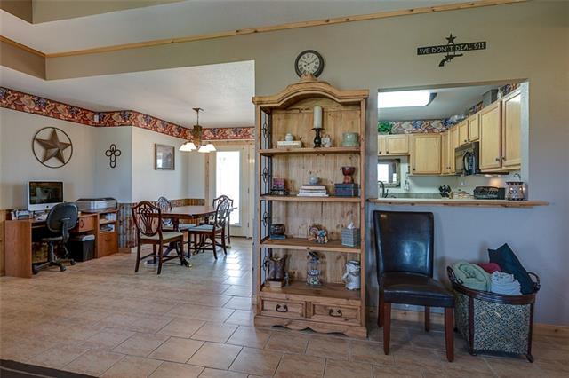 640 Eubank St, Mabank, TX 75147 photo 8