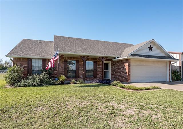 640 Eubank St, Mabank, TX 75147 photo 3