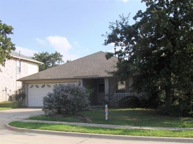 2009 Brazos Dr, Corinth, TX 76210 photo 1