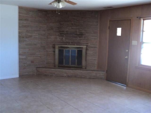 1349 Cedar Crest Dr, Abilene, TX 79601 photo 3