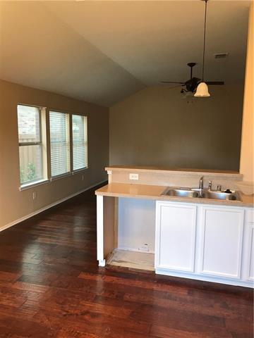2040 Fairview Dr, Forney, TX 75126 photo 4