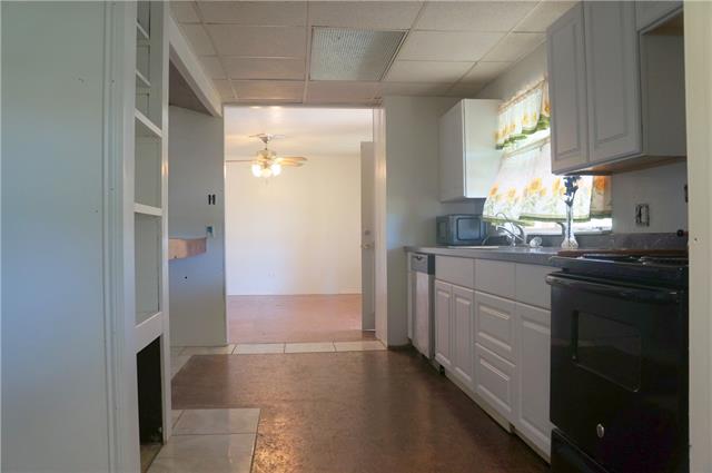325 E Davis Rd, Big Spring, TX 79720 photo 11