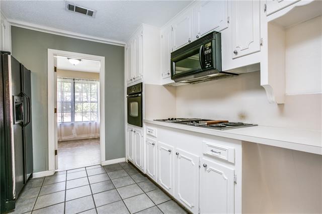 1903 Windlea Dr, Euless, TX 76040 photo 9