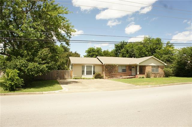405 9th St, Terrell, TX 75160 photo 1