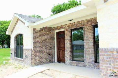 907 E 9th, Mount Pleasant, TX 75455 photo 3