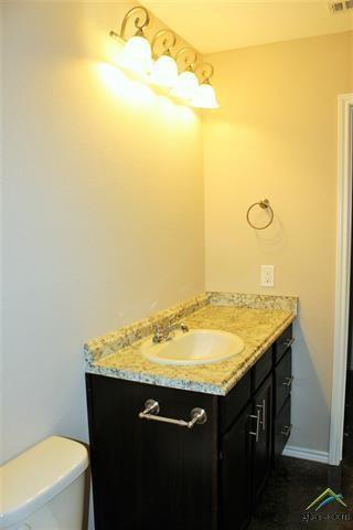 907 E 9th, Mount Pleasant, TX 75455 photo 14