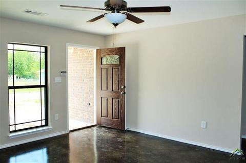907 E 9th, Mount Pleasant, TX 75455 photo 5