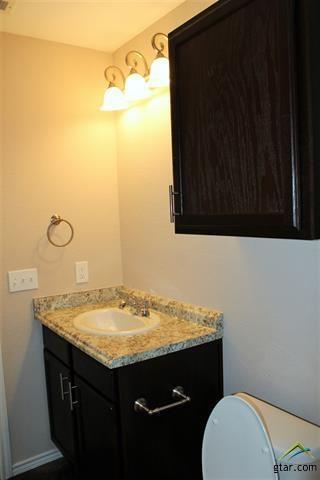 907 E 9th, Mount Pleasant, TX 75455 photo 12