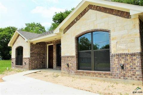 907 E 9th, Mount Pleasant, TX 75455 photo 2