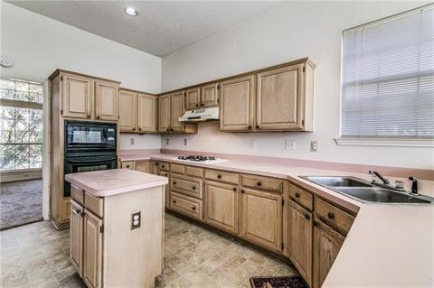 8402 Circleview St, Rowlett, TX 75088 photo 7