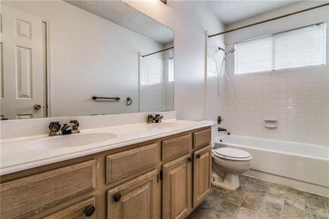 8402 Circleview St, Rowlett, TX 75088 photo 19