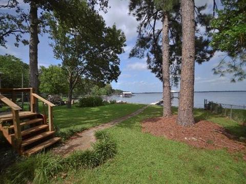 1104 Royal Way, Tool, TX 75143 photo 4