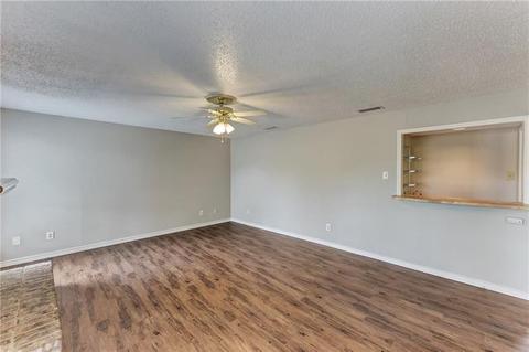 509 Hilton Dr, Euless, TX 76040 photo 10
