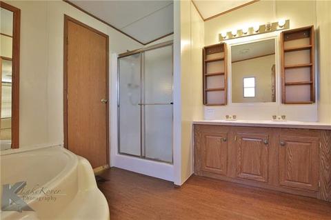 413 Munson Dr, Clyde, TX 79510 photo 11