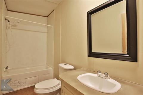 413 Munson Dr, Clyde, TX 79510 photo 22