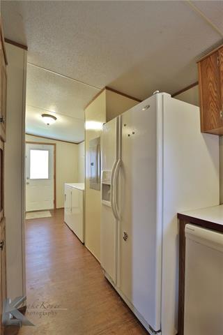 413 Munson Dr, Clyde, TX 79510 photo 6