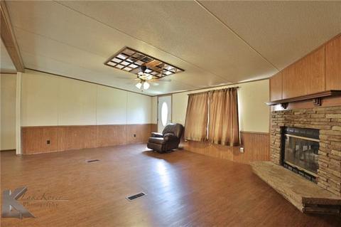 413 Munson Dr, Clyde, TX 79510 photo 14