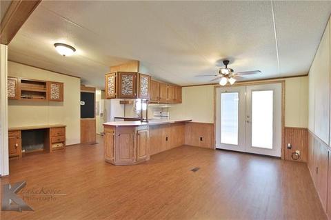 413 Munson Dr, Clyde, TX 79510 photo 17