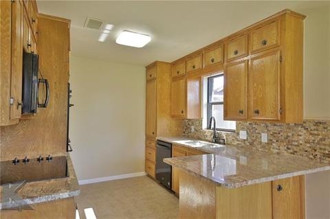 4342 Bruce Dr, Abilene, TX 79606 photo 4