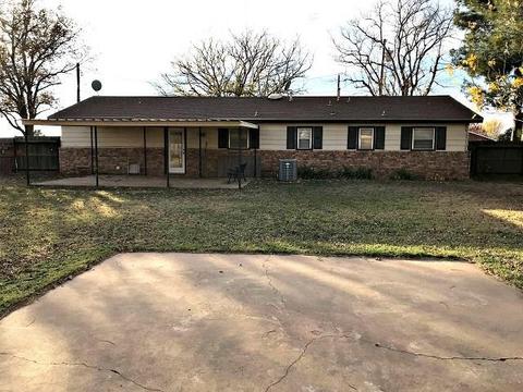 103 S Avenue P, Haskell, TX 79521 photo 2