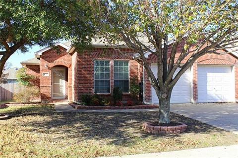 520 Wolf Dr, Forney, TX 75126 photo 1