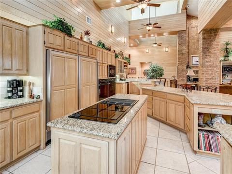 809 Heather Woods Dr, Tool, TX 75143 photo 9