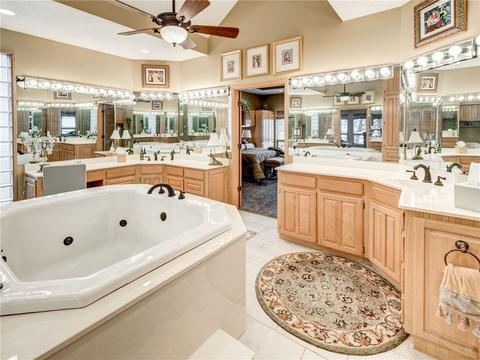 809 Heather Woods Dr, Tool, TX 75143 photo 17