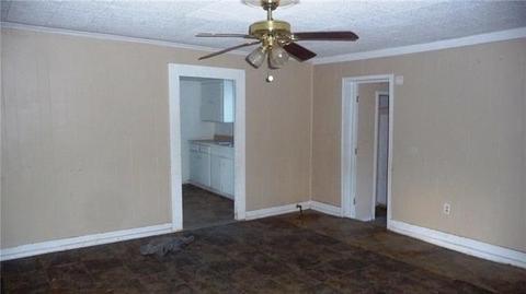 207 Robin St, Ector, TX 75439 photo 8