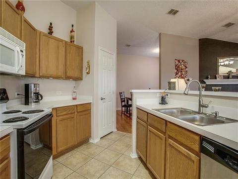 1018 Hampton Dr, Forney, TX 75126 photo 3