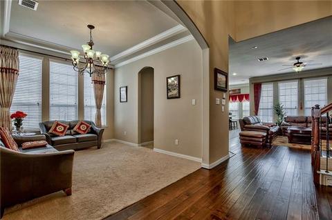 818 River Oak Ave, Euless, TX 76039 photo 5