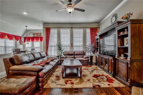818 River Oak Ave, Euless, TX 76039 photo 12