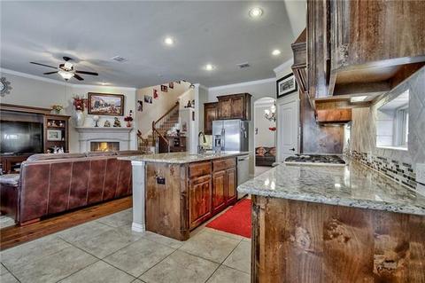 818 River Oak Ave, Euless, TX 76039 photo 7