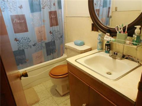913 N Main St, Ector, TX 75439 photo 12