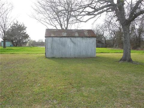 913 N Main St, Ector, TX 75439 photo 20